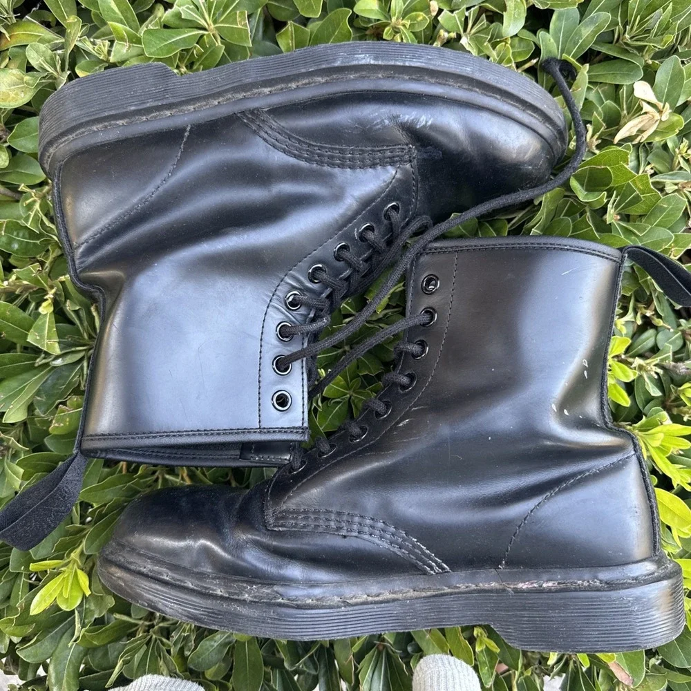 Dr Martens Doc Martens Boots 8L 7M BLACK SMOOTH‎ COMBAT SCRATCHES 1460 MONO